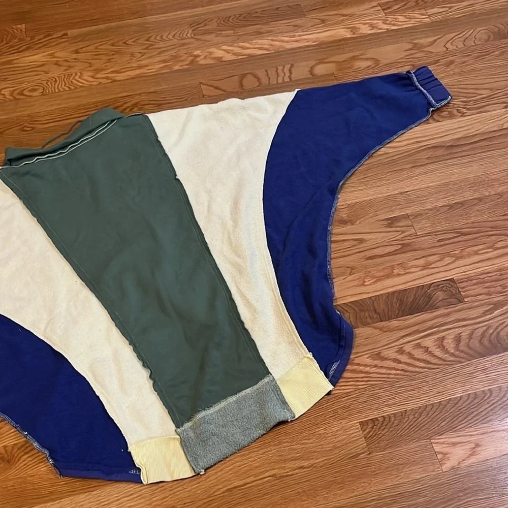 Free People Sidewalk Sweatshirt Size XS NWT